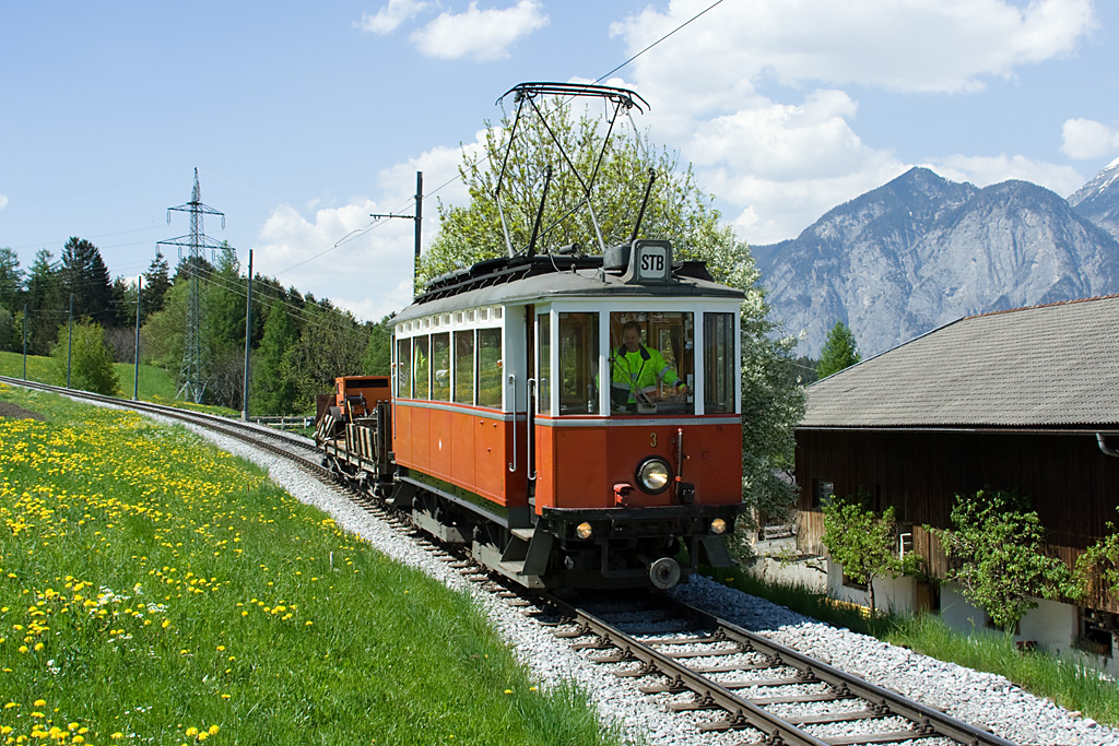http://www.railroadpics.de/by/by2008-1/large/20080508_19_Mutters_STB3.jpg